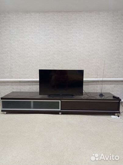 Тумба под телевизор