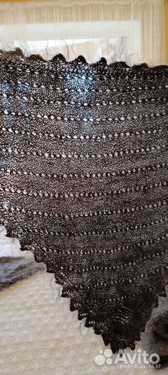 Оренбургский пуховый платок, косынки, палантин