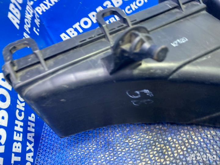 Корпус воздушного фильтра Nissan Murano Z50