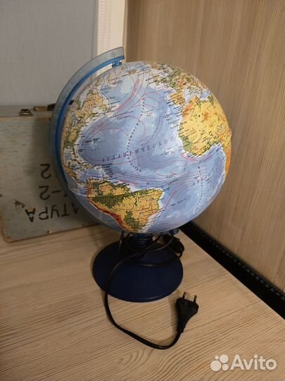 Глобус с подсветкой