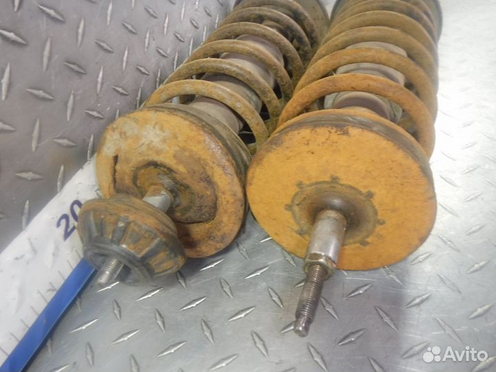 Амортизаторы задние VW Golf II