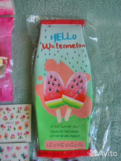 Для маникюра, макияжа кисти и слайдеры