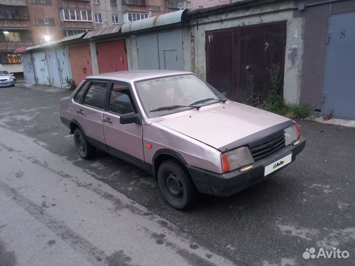 ВАЗ 21099, 2001
