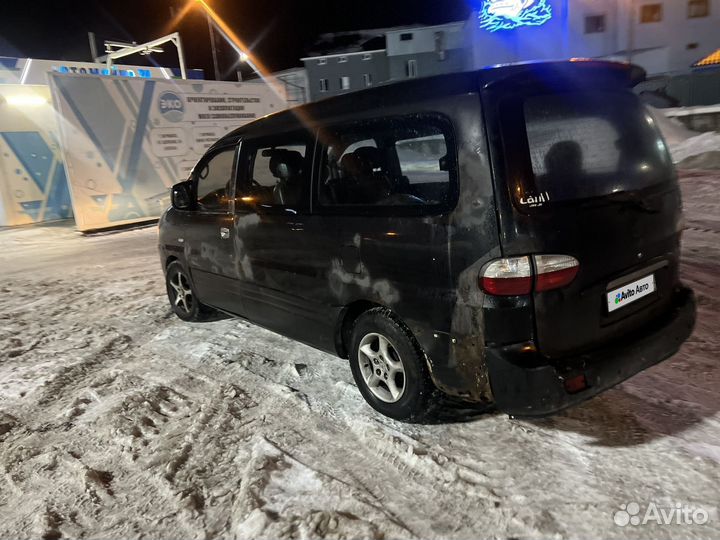 Hyundai Starex 2.5 AT, 2005, 290 000 км