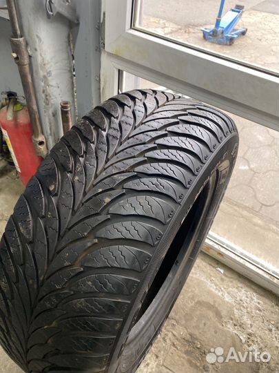 Goodyear Eagle Ultra Grip 235/60 R16 100H