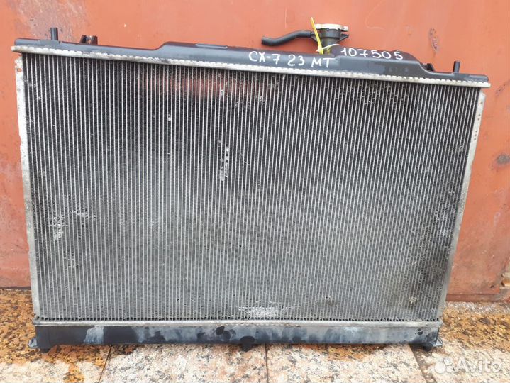 Радиатор охлаждения Mazda cx7 2008г