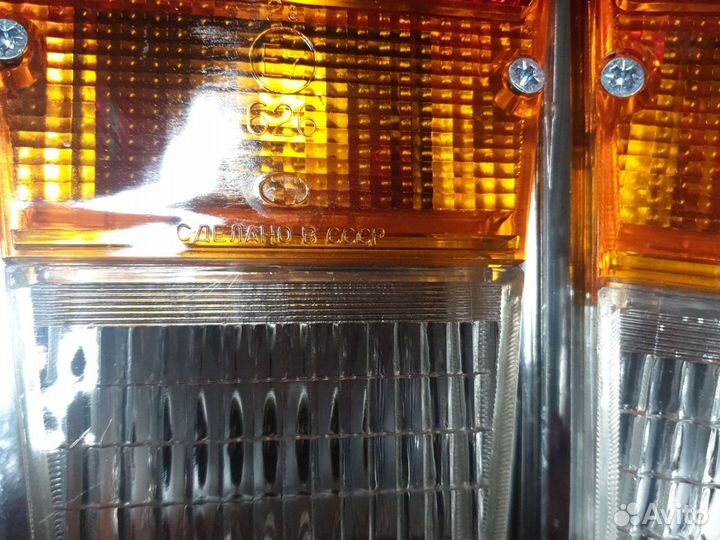 Задний фонарь волга 2410