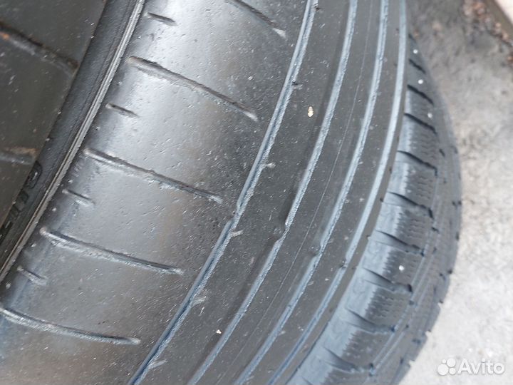 Pirelli P Zero PZ4 285/40 R23 107Y