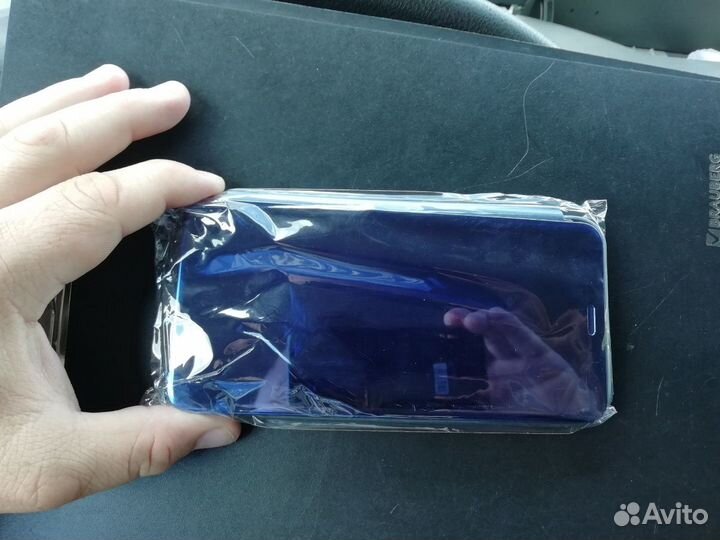 Чехол к honor 9c. Прозрачный голубой оттенок