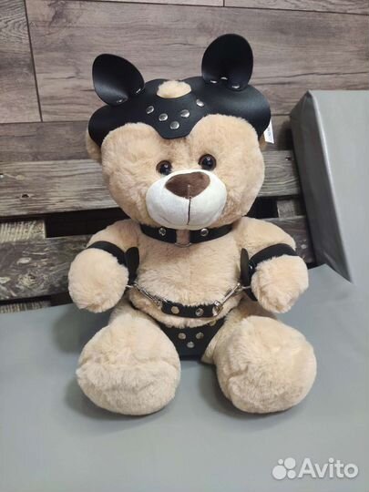 Плюшевый медведь