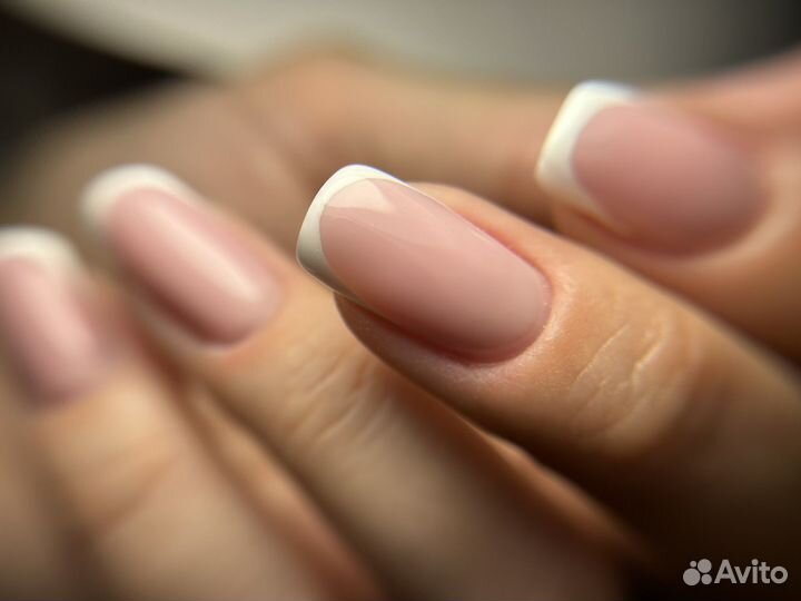 Мастер маникюра и педикюра