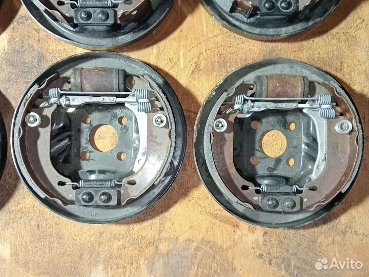 Тормозной механизм задний Renault Clio symbol