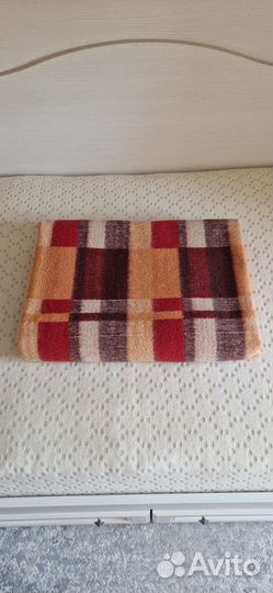 Одеяло шерстяное