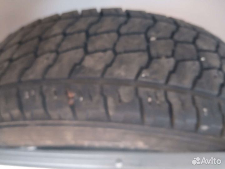 Дефлектор радиатора шины,молдинги