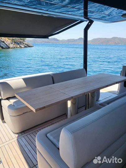 Новая яхта Cranchi A46 LT порт Стамбул