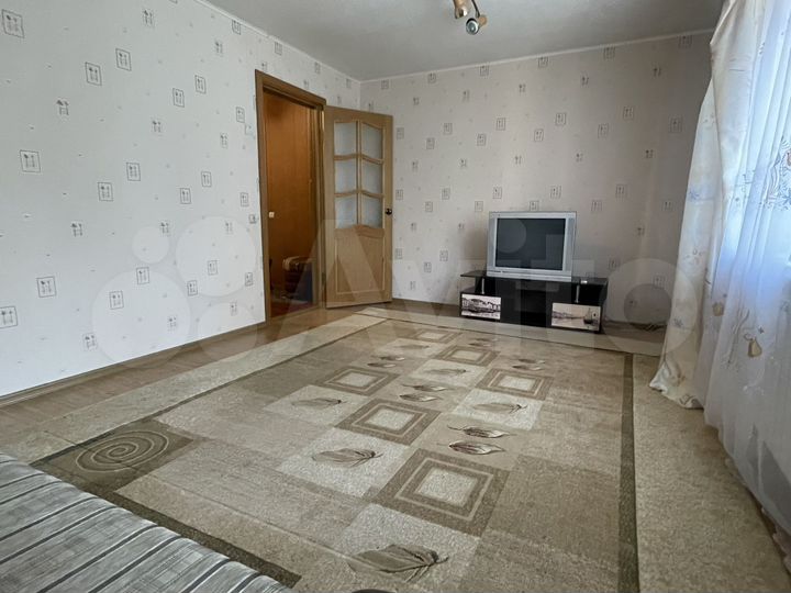 3-к. квартира, 72 м², 1/5 эт.