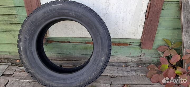 Yokohama IceGuard Stud IG65 6.5/65 R15 96T