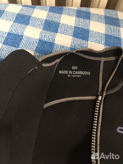 Гидрокостюм