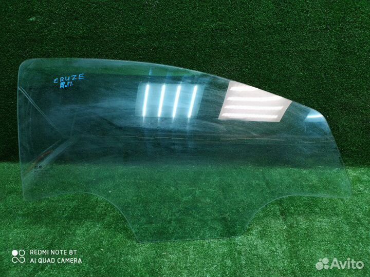 Стекло двери переднее правое Chevrolet Aveo T300
