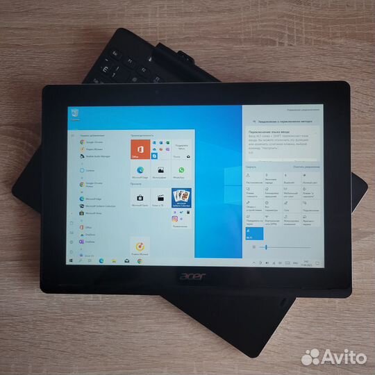 Планшет Acer на Windows с клавиатурой