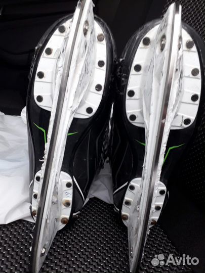 Коньки хоккейные ссм