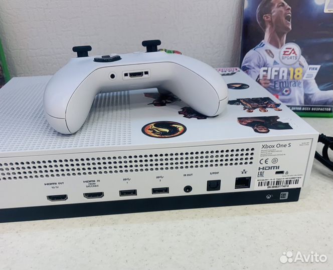 Xbox one s 1tb с играми