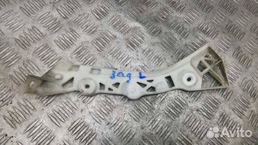 Крепление бампера заднее mazda 3 1 (HBR14HN02)