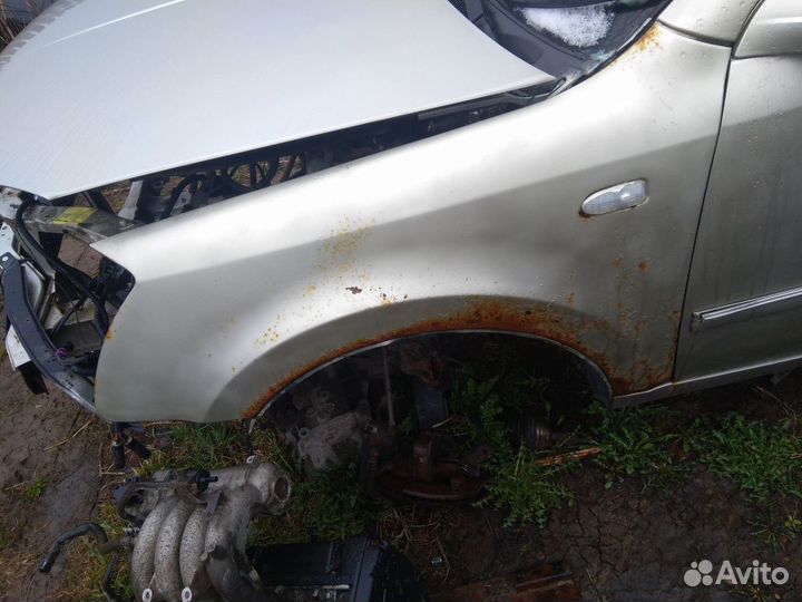 Крыло переднее заднее Chery fora Estina