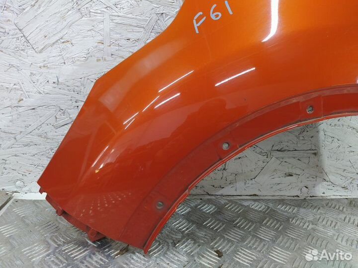 Б/У Б/У Крыло переднее левое Пластик, мелкие сколы