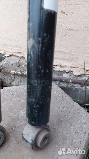 Задние амортизаторы honda civic 4d Vlll