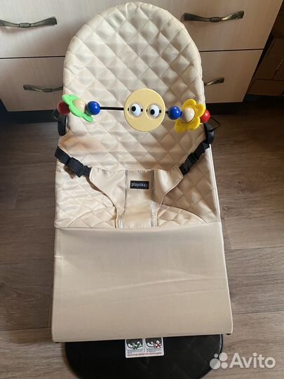 Шезлонг детский