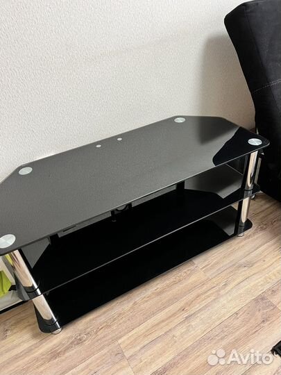 Стеклянная тумба