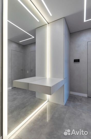 Шкаф купе с зеркалом