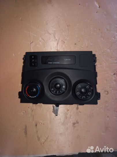 Блок управления кондиционером Toyota Corolla