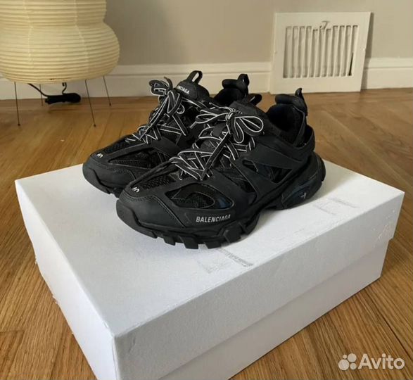 Balenciaga Track 1 Black В новом состоянии