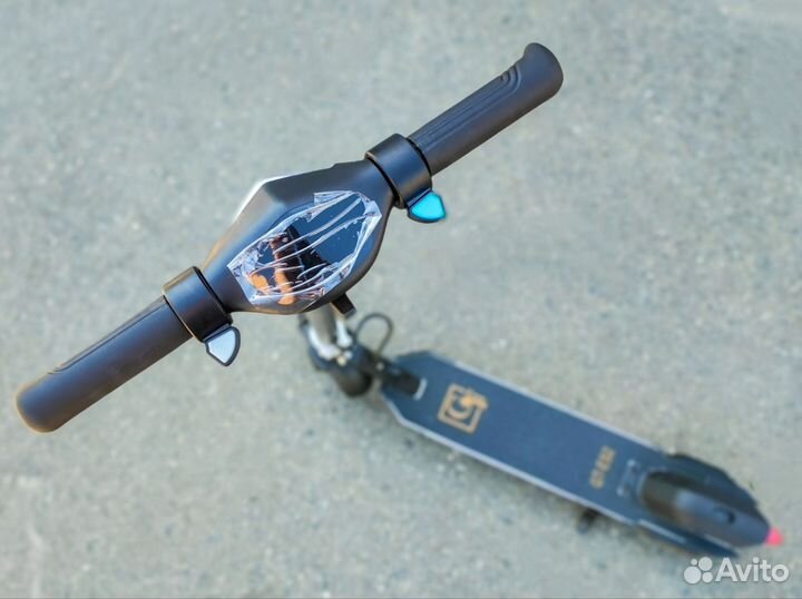 Электрсамокат / GT ES2