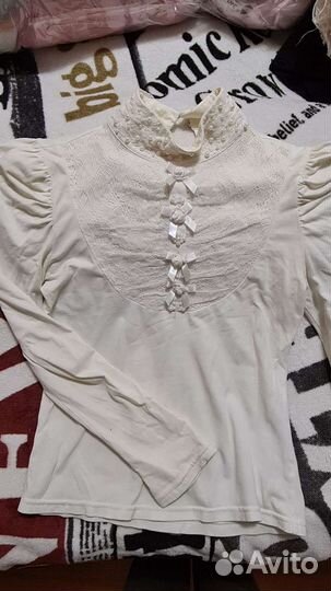 Школьные блузки для девочки 140-146 пакетом