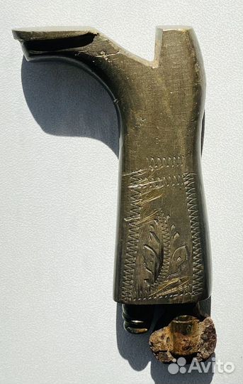 Старинная бензиновая зажигалка Сапог