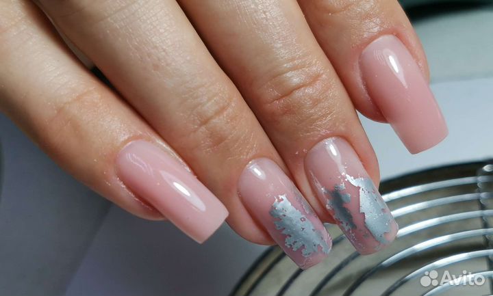 Коррекция наращённых ногтей