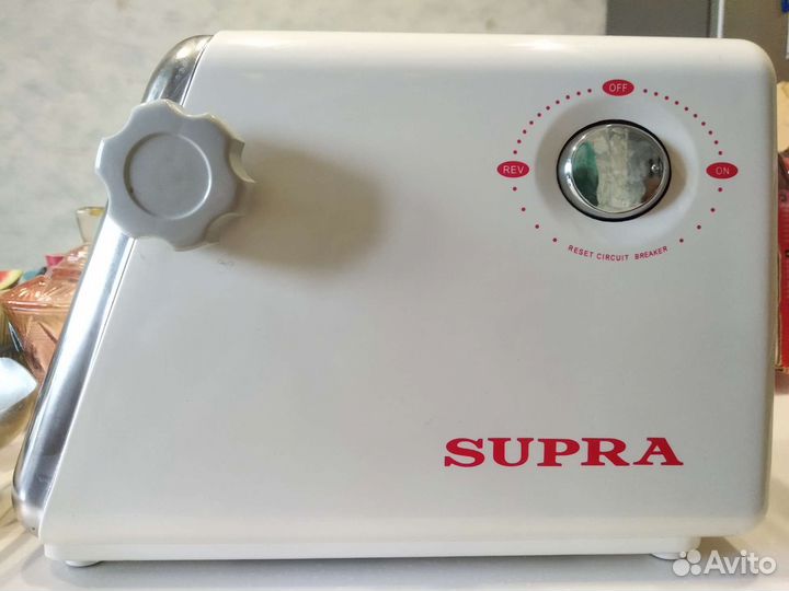 Мясорубка Supra MGS-1350