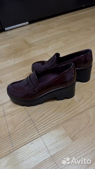 Лоферы вишневые