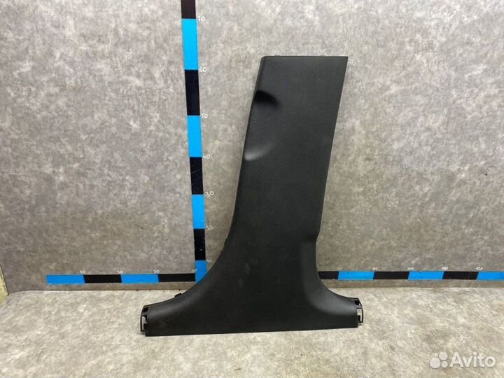 Накладка стойки правая Hyundai I30 хэтч 1.4 G4FA