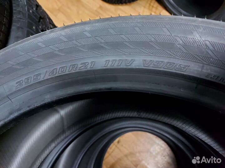 Yokohama W.Drive V905 295/40 R21 111V