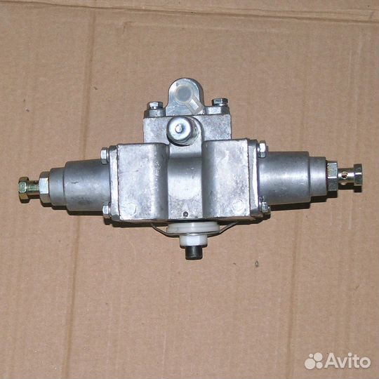 Воздухораспределитель кпп маз-543205, (megapower)