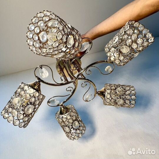 Люстра потолочная