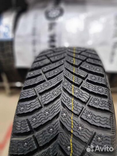 Michelin X-Ice North 4 SUV 235/65 R17 108T
