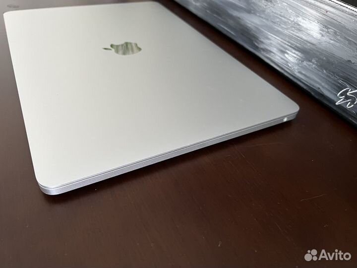 Apple MacBook Pro 13 2019