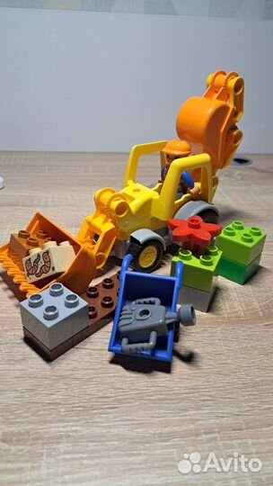 Lego duplo экскаватор-погрузчик 10811