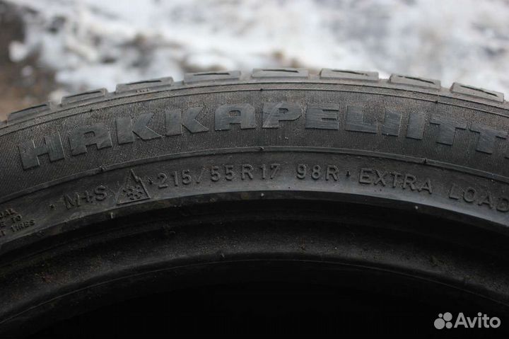 Nokian Tyres Hakkapeliitta R 215/55 R17