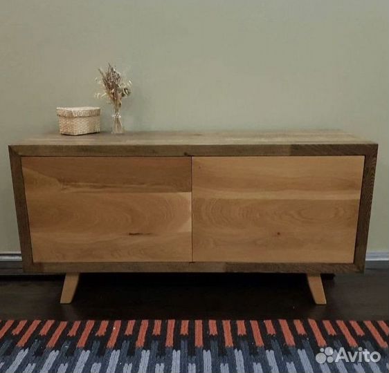 Тумба под телевизор с ящиками